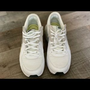 Nike Air Max Color White/Grey/Yellow Size 9.5